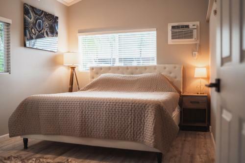 Army Street Beach House By 604 Restaurant!
