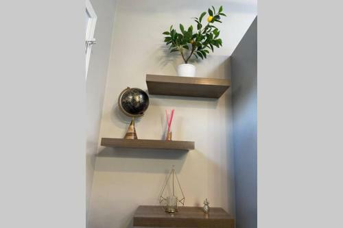 Army Street Beach House By 604 Restaurant!