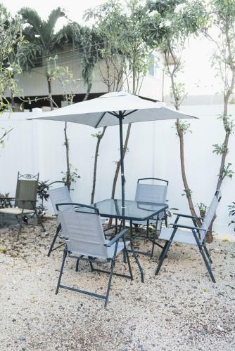 Army Street Beach House By 604 Restaurant!