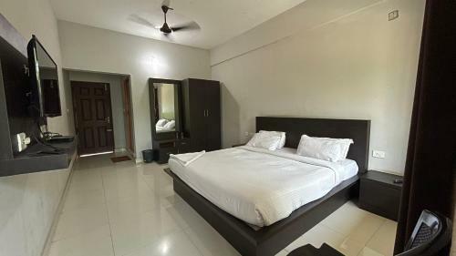 Hotel Igloo Residency