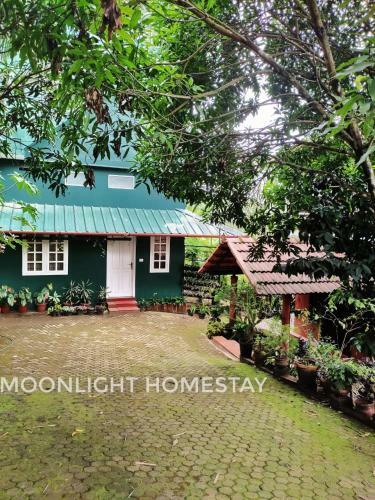 Moonlight Homestay
