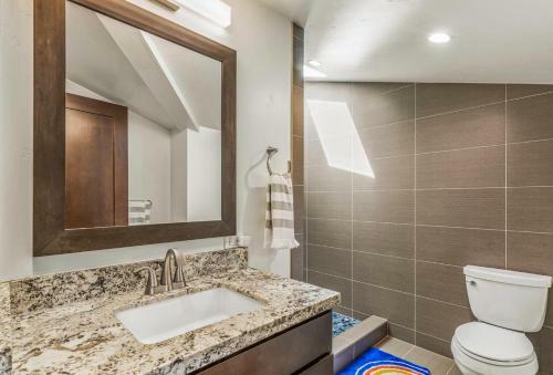 205-4 Ocean View Unit