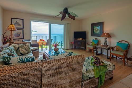 Alii Kai 5301-oceanfront Views From Every Window, Prime Top Floor Corner!