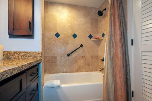 Hbr 52012-elegant Condo With Ac, 5-star Amenities And A View!