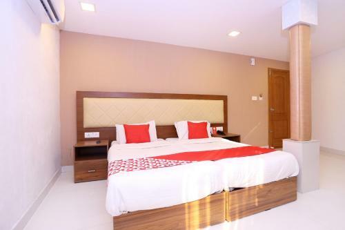 Oyo Flagship 25093 Hotel Thamam