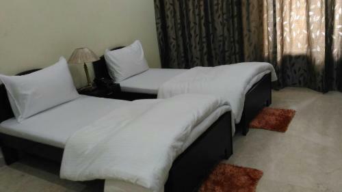 Hotel Kapoor Residency