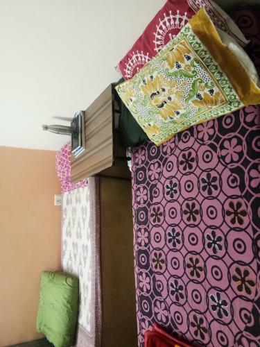 Bed & Breakfast Aranya Boys & Girls Hostel