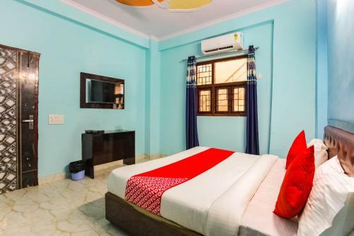 Hotel Collection O 40138 City Hut Residence