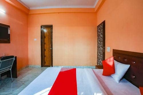 Hotel Collection O 40138 City Hut Residence