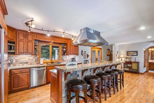 River Moose Estate