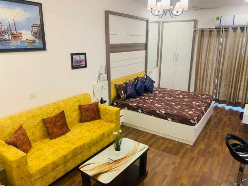 Apartamento The Solitaire Square Near Indiaexpo Mart