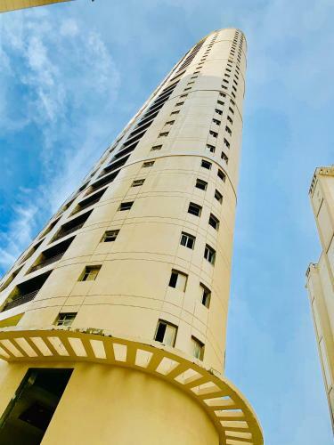 Apartamento The Solitaire Square Near Indiaexpo Mart