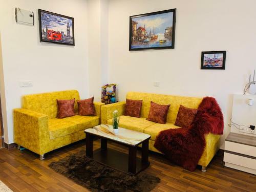Apartamento The Insta Square Near India Expo Mart
