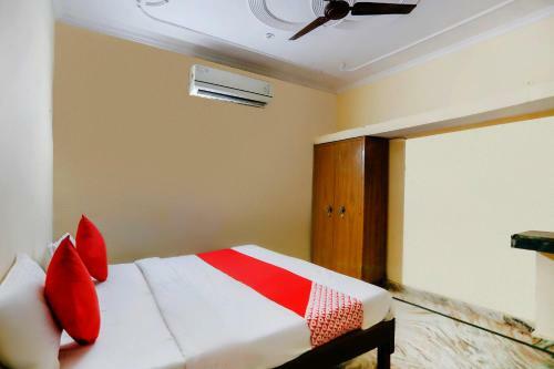 Hotel Oyo 74693 Jmd Guest House