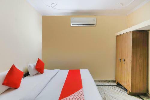 Hotel Oyo 74693 Jmd Guest House