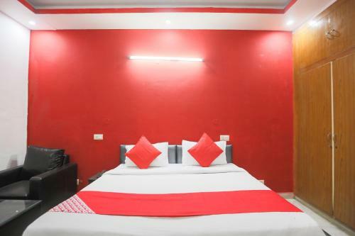 Hotel Collection O 63299 Travel Lodge