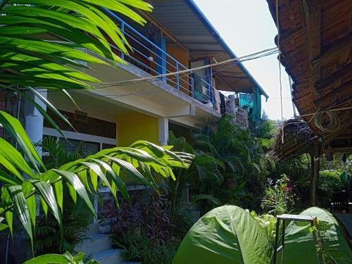Hostal Raj Guest House