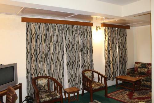 Hotel Nishaad Resorts