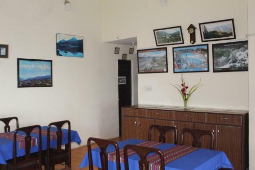 Hotel Nishaad Resorts