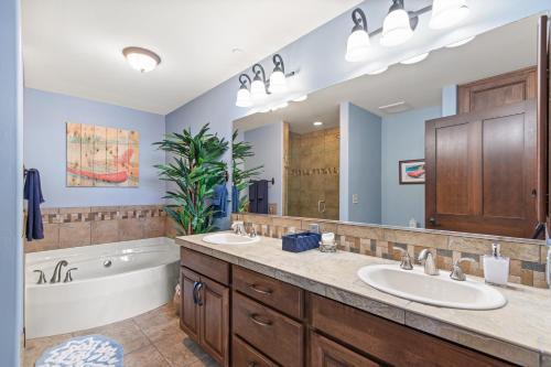 Riverstone Luxury
