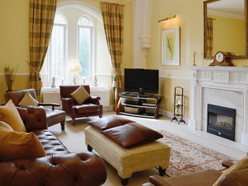 Victoria Lodge
