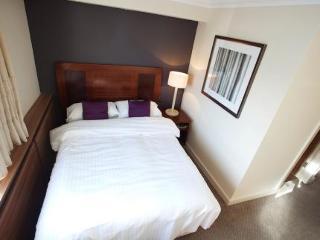 Legacy Dukes Head Hotel