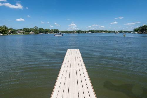 Chain O'lakes Group Getaway-the Johnsburg Estate