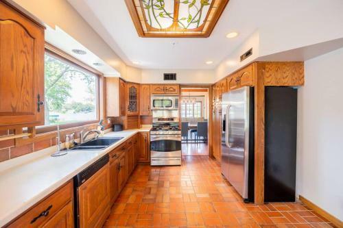 Chain O'lakes Group Getaway-the Johnsburg Estate