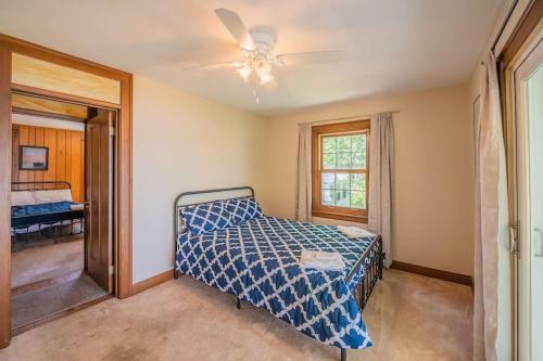 Chain O'lakes Group Getaway-the Johnsburg Estate