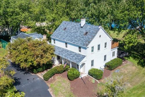Chain O'lakes Group Getaway-the Johnsburg Estate