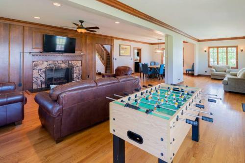 Chain O'lakes Group Getaway-the Johnsburg Estate