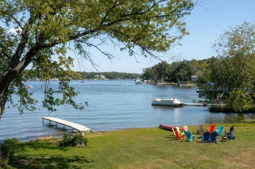Chain O'lakes Group Getaway-the Johnsburg Estate