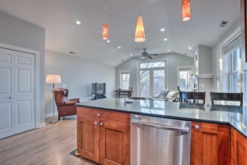 Apartamento 3rd-floor Chicago Condo Walk To Cta Stations