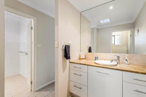 Two Beaches, 9 Rodley Street, Bonny Hills