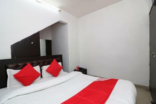 Oyo 22977 Hotel Alpine
