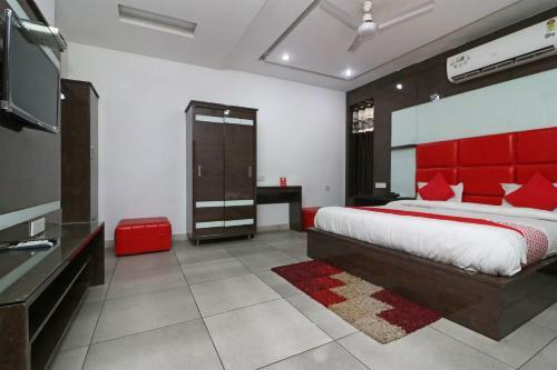 Oyo 22977 Hotel Alpine