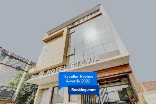 Fabhotel Stevia