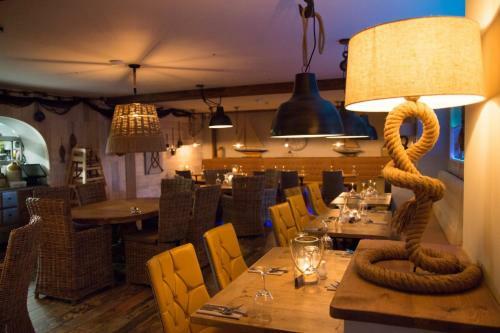 Fairway Hotel