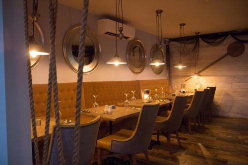 Fairway Hotel