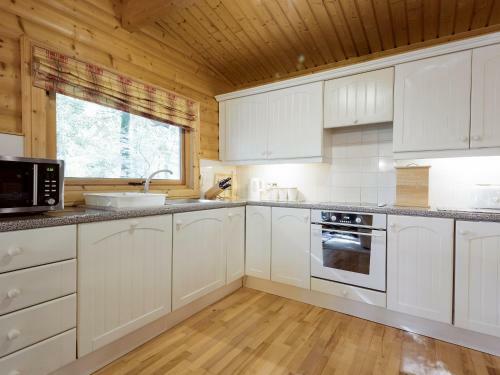 Kenwick Woods Lodge