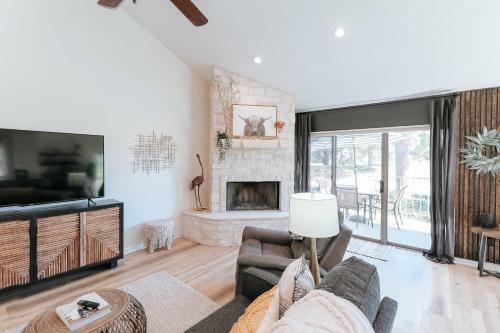 Stylish Waterfront Townhouse With Boat Slip, Pet Friendly