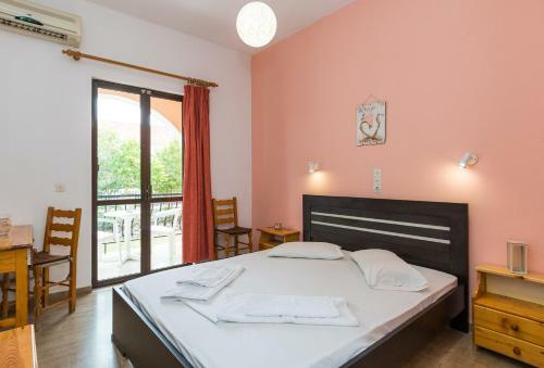 Julias Apartments