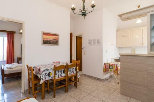 Julias Apartments