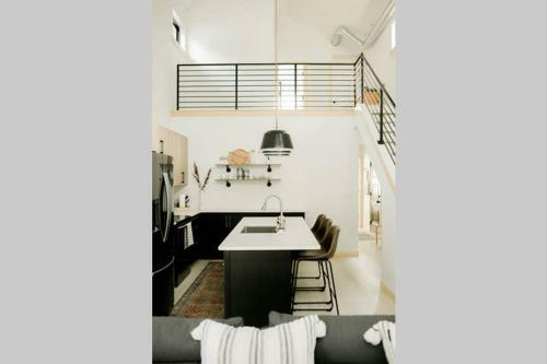 Burnett Cottage - Pine