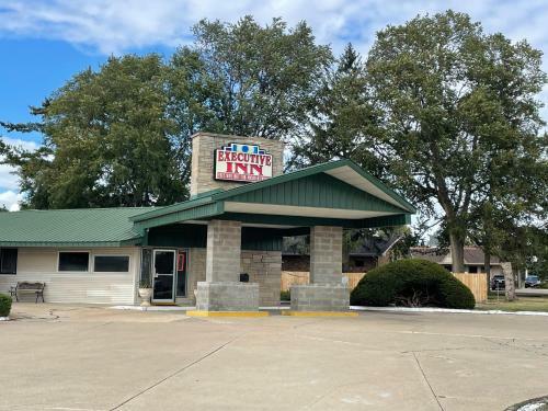 Hotel Executive Inn