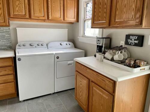 Cozy Double King Suite Bungalow With Free Wifi