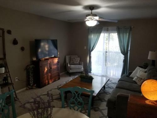 Villa Completebnb Presents Mkn1213n, Stunning 3br 2bath Townhouse