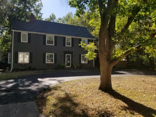 Complete Bnb Presents Tkw3121, Marvelous Upscale 3br, 2bath Home