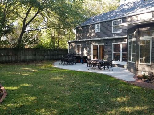 Complete Bnb Presents Tkw3121, Marvelous Upscale 3br, 2bath Home