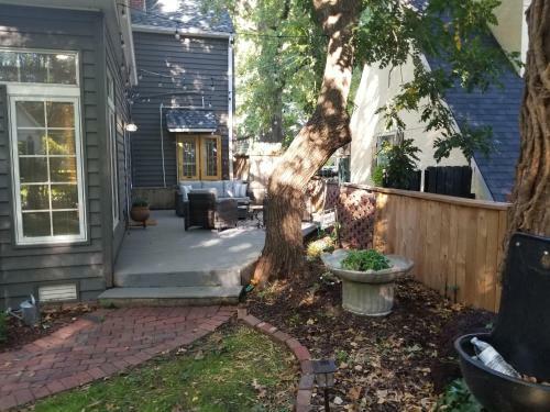 Complete Bnb Presents Tkw3121, Marvelous Upscale 3br, 2bath Home